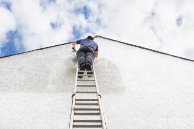 Peinture extérieure à Malarce-sur-la-Thines — façades et ravalement